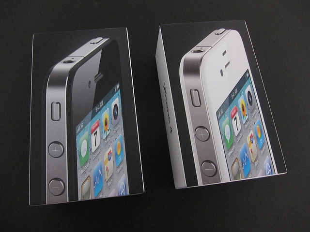 iphone 4g price in dubai. iPhone 4G 32GB. Price(BDT